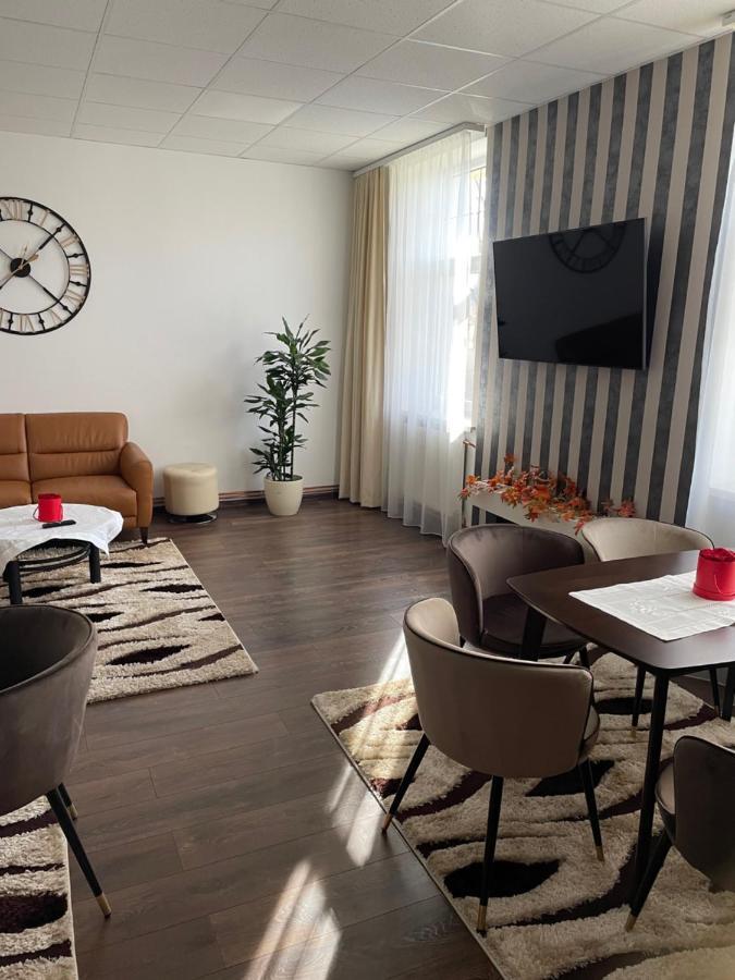 Villa Garden Apartments Poprad Bagian luar foto
