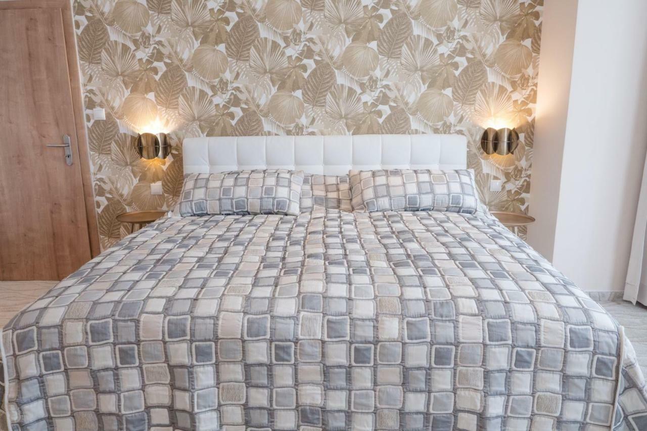 Villa Garden Apartments Poprad Bagian luar foto