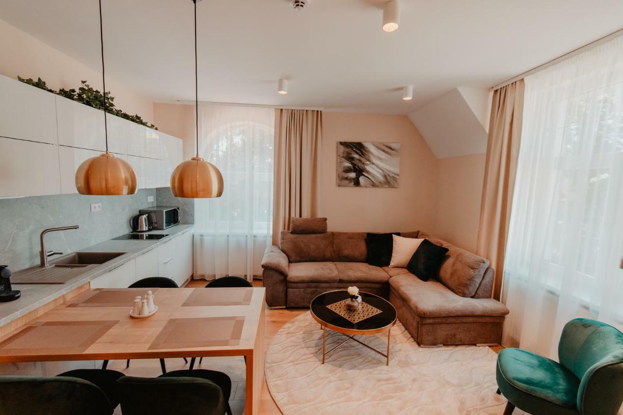 Villa Garden Apartments Poprad Bagian luar foto