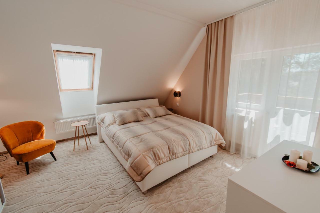 Villa Garden Apartments Poprad Bagian luar foto