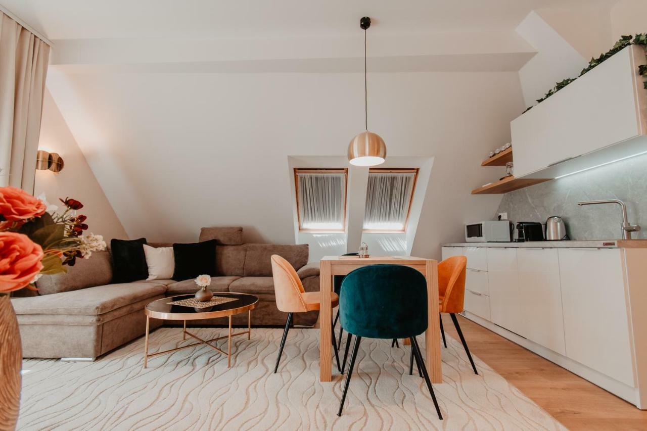 Villa Garden Apartments Poprad Bagian luar foto
