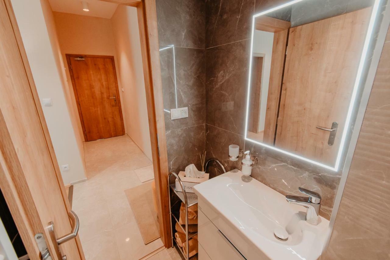 Villa Garden Apartments Poprad Bagian luar foto